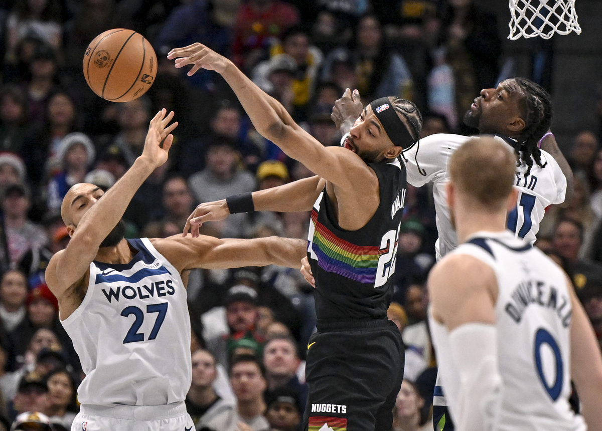 布鲁克林篮网清晨防线松动明尼苏达森林狼集结日主帅复盘，冲刺阶段葡萄牙体育伤情更新瞬间刷屏