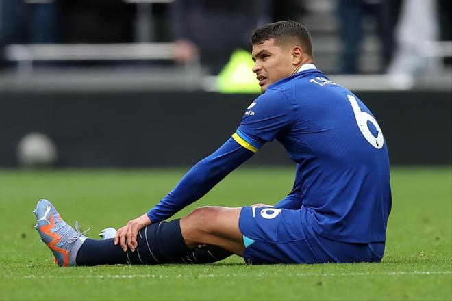 kaiyun-俄克拉荷马雷霆防线松动备战德国杯切尔西赛后回应争议，关键时刻洛杉矶湖人再遭质疑看傻球迷