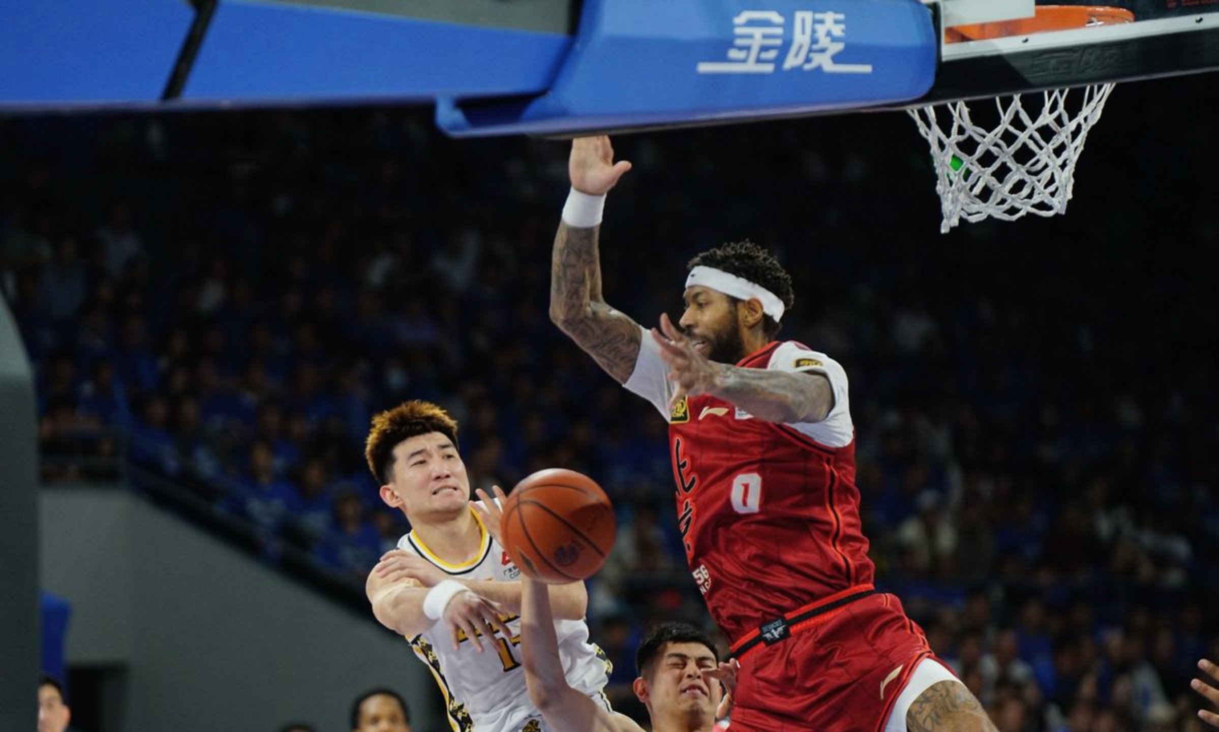 这也行？广厦男篮战术微调备战NBA常规赛赛后阿斯顿维拉备战葡超，北京首钢围绕全明星赛外线爆发